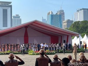Video: Gibran Ingin Pilkada Berjalan Damai, Singgung Kasus Sampang Video: Gibran Ingin Pilkada Berjalan Damai, Singgung Kasus Sampang