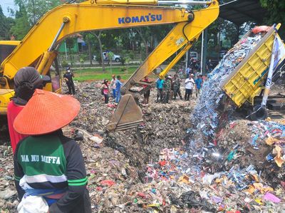 20 Juta Batang Rokok Ilegal Bea Cukai Dimusnahkan