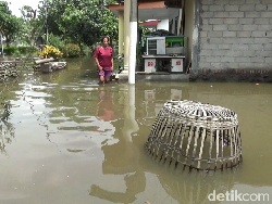 Korban Banjir di Lumajang Mulai Terserang Penyakit