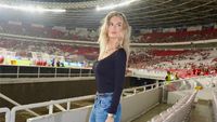 Potret Cantik Fefe Slinkert Pacar Nathan Tjoe-A-On yang Datang ke Jakarta