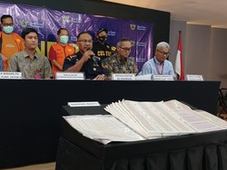 Bea Cukai Pasuruan Amankan Penjual 62.517 Keping Cukai Palsu