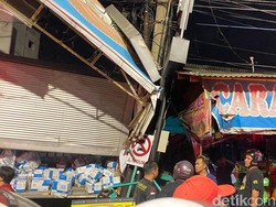 Kecelakaan Beruntun Libatkan Truk di Semarang Tewaskan 2 Orang