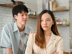 Kesal Dilarang Pacar Jajan Sebelum Makan, Netizen Ini Malah Dihujat