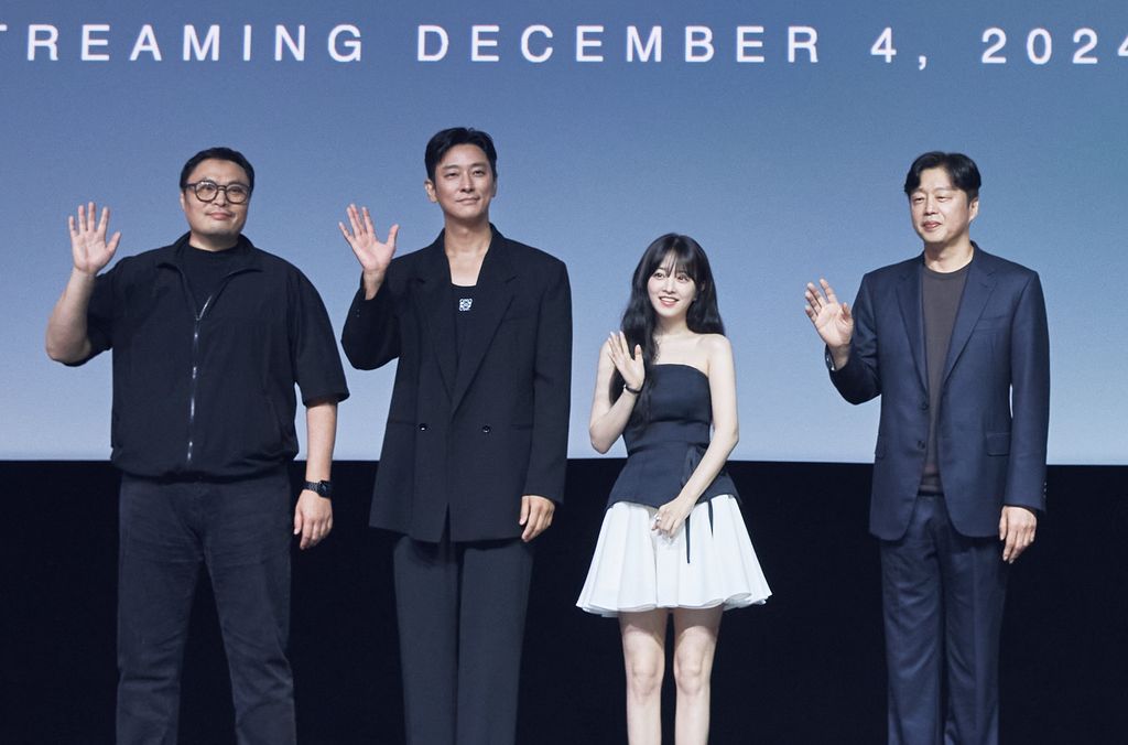 Kreator dan pemain Light Shop: Kang Full, Ju Ji-hoo, Park Bo-young, Kim Hee-won