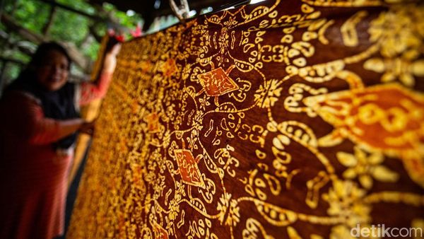 Mengenal Batik Mangrove Genting Pulur