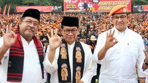 Momen Anies-Pramono-Rano Kompak Salam 3 Jari
