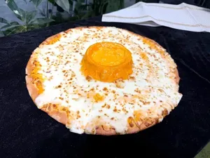 Wow! Gerai Ini Jual Pizza Pakai Topping Keju 1 Kg Wow! Gerai Ini Jual Pizza Pakai Topping Keju 1 Kg