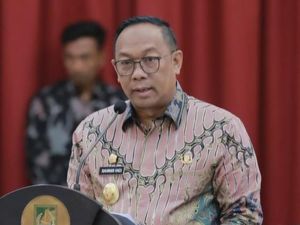 Pj Gubri Terbitkan Penetapan Upah 2025, Minta Bupati-Walkot Tindaklanjuti Pj Gubri Terbitkan Penetapan Upah 2025, Minta Bupati-Walkot Tindaklanjuti