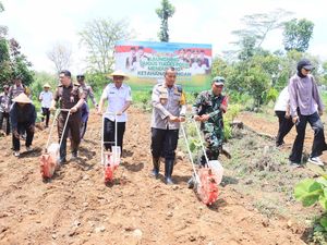 Polres Kediri Kota Launching Gugus Tugas Polri Dukung Ketahanan Pangan Polres Kediri Kota Launching Gugus Tugas Polri Dukung Ketahanan Pangan