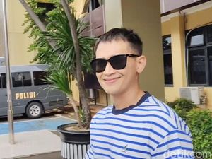 Rezky Aditya Minta Kejelasan Kasus Dugaan Penelantaran Anak Sebelum Tes DNA Rezky Aditya Minta Kejelasan Kasus Dugaan Penelantaran Anak Sebelum Tes DNA