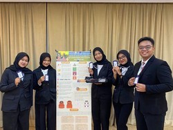 Keren! Mahasiswa Unair Buat Rompi Pendingin untuk Cegah Heat Stroke