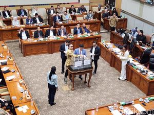 Nama Dewas dan Pimpinan KPK Terpilih Akan Disahkan di Paripurna DPR Nama Dewas dan Pimpinan KPK Terpilih Akan Disahkan di Paripurna DPR