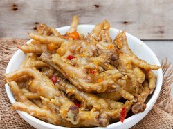 Tips Jitu! Cara Masak Ceker Ayam yang Empuk dan Tidak Berlendir