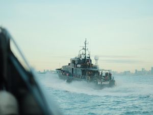 Video: Detik-detik Penangkapan 3 Kapal Malaysia, Curi Ikan di Selat Malaka! Video: Detik-detik Penangkapan 3 Kapal Malaysia, Curi Ikan di Selat Malaka!