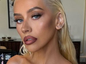8 Foto Terbaru Christina Aguilera Setelah Digosipkan Diet Ozempic & Facelift 8 Foto Terbaru Christina Aguilera Setelah Digosipkan Diet Ozempic & Facelift