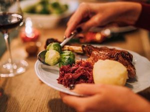 Duh! Sudah Kenyang Makan Tapi 5 Pengunjung Restoran Ini Tak Mau Bayar Duh! Sudah Kenyang Makan Tapi 5 Pengunjung Restoran Ini Tak Mau Bayar