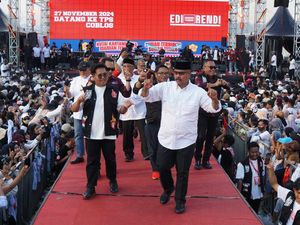 Survei Charta Politika Pilkada Kutai Kartanegara: Edi-Rendi Unggul 55,8% Survei Charta Politika Pilkada Kutai Kartanegara: Edi-Rendi Unggul 55,8%