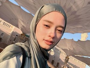 Anak Panggil Ustaz Hendra Ayah, Inara Rusli: Nggak Mungkin Selamanya Sendiri Anak Panggil Ustaz Hendra Ayah, Inara Rusli: Nggak Mungkin Selamanya Sendiri