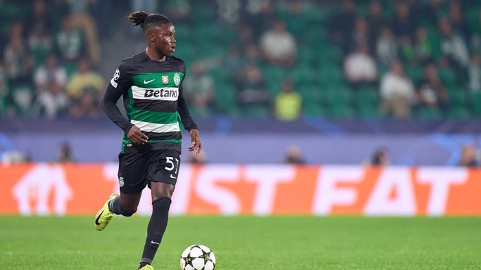 Geovany Quenda Geovany Quenda of Sporting CP plays during the UEFA Champions League match between Sporting CP and Manchester City at Jose Alvalade Stadium in Lisbon, Portugal, on November 5, 2024. (Photo by Jose Manuel Alvarez Rey/JAR Sport Images/NurPhoto via Getty Images)