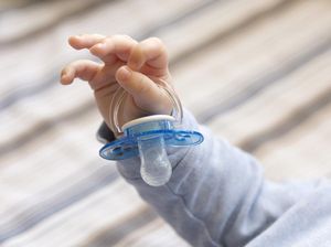 Anak Muda Pakai Empeng buat Redakan Stres, Dokter Beri Peringatan Anak Muda Pakai Empeng buat Redakan Stres, Dokter Beri Peringatan
