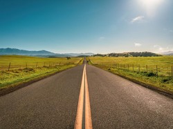 Teganya Ibu Tinggalkan Bayi demi Liburan dan Jumpa Cowok dari Aplikasi Kencan