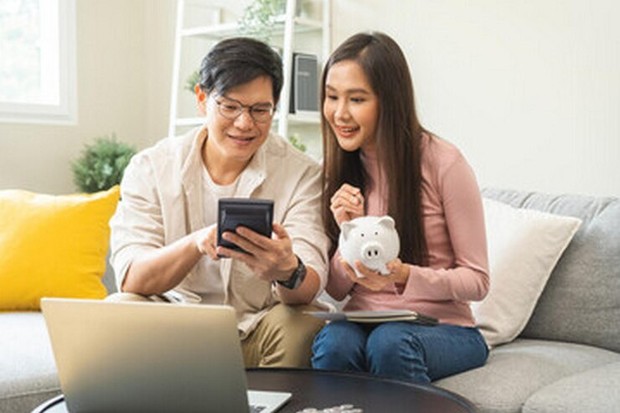 Ilustrasi/Foto: Freepik.com/Parvej Ahmed financial toxicity dalam pernikahan