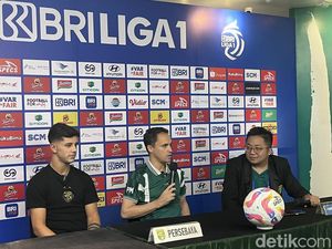 Paul Munster Siapkan Skuad Serba Bisa Jelang Duel Persebaya Vs Persija