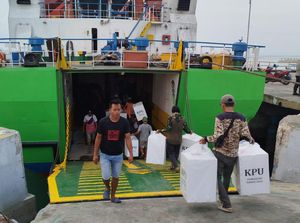KPU Sumenep Mulai Distribusikan Logistik Pilkada ke Kepulauan Terluar KPU Sumenep Mulai Distribusikan Logistik Pilkada ke Kepulauan Terluar