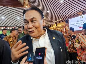 Bambang Pacul Pastikan Kader PDIP Solid Dukung Megawati Jadi Ketum Lagi Bambang Pacul Pastikan Kader PDIP Solid Dukung Megawati Jadi Ketum Lagi