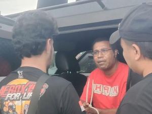 Tampang Eks Bupati Biak Numfor Herry Ario Naap Tersangka Pelecehan Anak Tampang Eks Bupati Biak Numfor Herry Ario Naap Tersangka Pelecehan Anak
