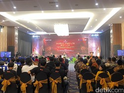 Debat Pamungkas Pilkada Jogja Dimulai, Yel-yel Pendukung Paslon Bergema