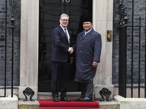 Presiden Prabowo Bertemu PM Inggris, Bahas Program Makan Bergizi Gratis? Presiden Prabowo Bertemu PM Inggris, Bahas Program Makan Bergizi Gratis?