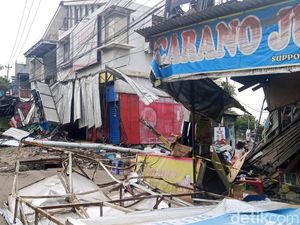 Sopir Truk Jadi Tersangka Kecelakaan Beruntun Maut di Semarang Sopir Truk Jadi Tersangka Kecelakaan Beruntun Maut di Semarang