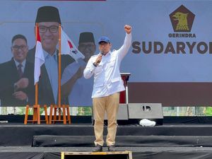 Kampanye Luthfi-Yasin Bareng Jokowi, Sudaryono Baca Pantun Semarang-Surabaya