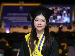 Sosok Uphe Angelia: Wisudawan Termuda, Tercepat, dan Terbaik UGM dengan IPK 3,9
