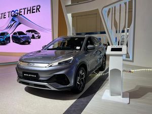 Mudahnya Pasang Charging Mobil Listrik di Rumah, Bisa Lewat Aplikasi