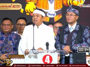 Jurus Syaikhu Vs Dedi Tekan Perkawinan Anak-Angka Perceraian di Jabar Jurus Syaikhu Vs Dedi Tekan Perkawinan Anak-Angka Perceraian di Jabar