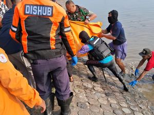 Mahasiswa Pelayaran Hanyut Saat Mancing di Semarang Ditemukan Tewas Mahasiswa Pelayaran Hanyut Saat Mancing di Semarang Ditemukan Tewas