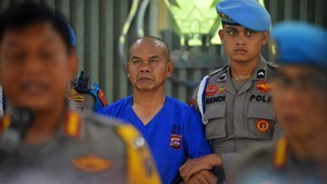 Ekspresi Kabag Ops Penembak Kasat Reskrim Polres Solok Selatan Berbaju Tahanan