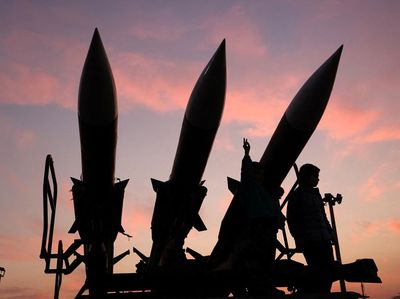 Iran Pamerkan Rudal di Tengah Konflik Timur Tengah