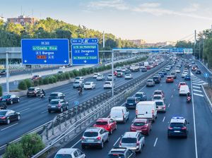 Aturan Baru Berkendara di Spanyol, Tak Tertib Siap-siap Didenda