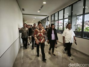 Menkes Bakal Tarik Dokter Ahli RS Sardjito ke RS Kardiologi Emirates-Indonesia Menkes Bakal Tarik Dokter Ahli RS Sardjito ke RS Kardiologi Emirates-Indonesia