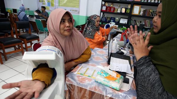 Pemeriksaan Kesehatan Calon Jemaah Haji 2025