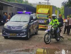 Logistik Pilbup Sidoarjo Mulai Didistribusikan ke 18 Kecamatan