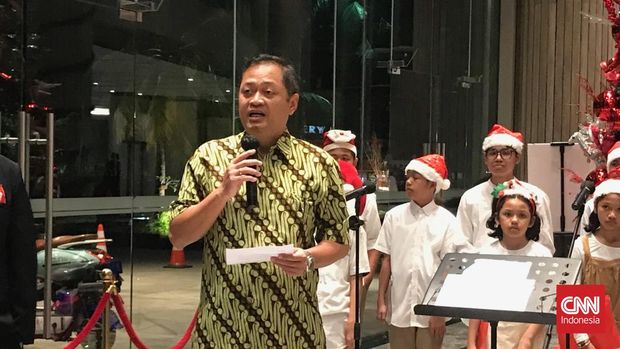 Discovery Ancol menggelar seremoni Penyalaan Pohon Natal Pertama menandai pembukaan rangkaian seremoni Natal 2024 dan Tahun Baru 2025 bertema Wonderland Season. Tak hanya seremoni Penyalaan Pohon Natal pada hari ini, Discovery Ancol juga mengadakan Urban Threads Market oleh Jawara Kita Community nan bakal memamerkan produk-produk lokal. (CNNIndonesia/Feby Nadeak