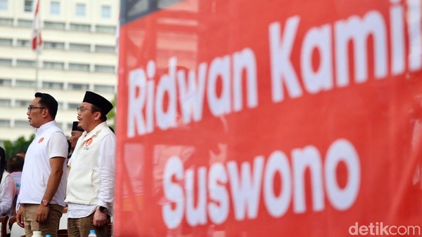 Ridwan Kamil-Suswono Kampanye Akbar di Lapangan Banteng Cagub dan cawagub Jakarta Ridwan Kamil-Suswono menggelar kampanye akbar di Lapangan Banteng, Jakarta Pusat, Sabtu (23/11/2024). Kampanye ini bertajuk Satu1n Jakarta.