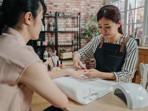 Temukan Rekomendasi Salon hingga Restoran Terdekat dengan Sabrina BRI Temukan Rekomendasi Salon hingga Restoran Terdekat dengan Sabrina BRI