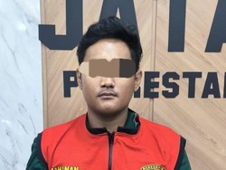 Pria Surabaya Jual Motor Via Facebook Bukan Untung Malah Buntung