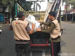 Bawaslu Pati Copoti 24 Ribu Alat Peraga Kampanye