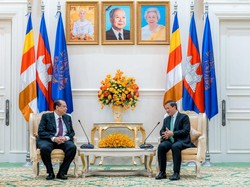 Chairul Tanjung Sambangi PM Kamboja di Istananya, Singgung Angkor Wat
